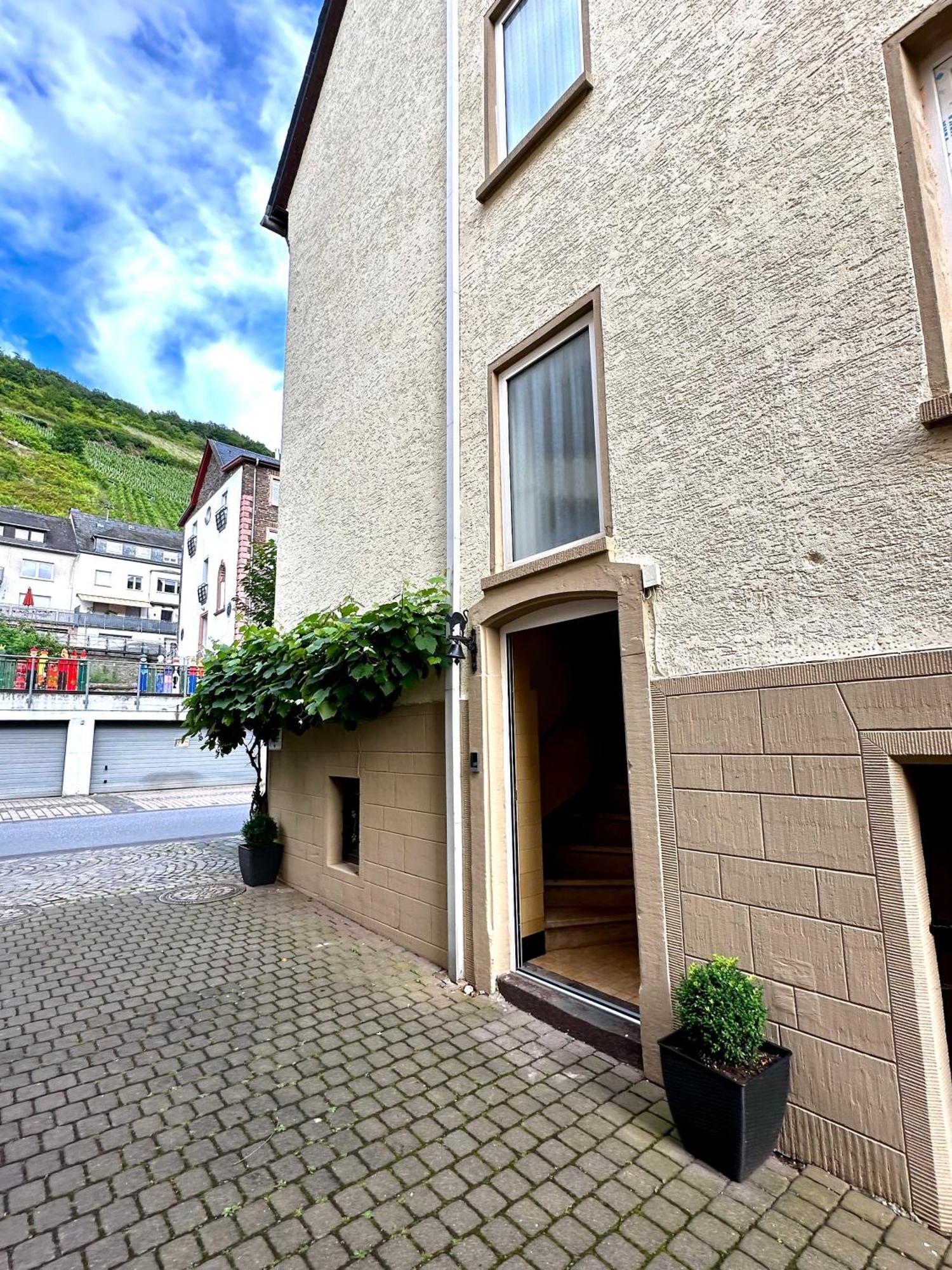 Zur Gasse Apartment *